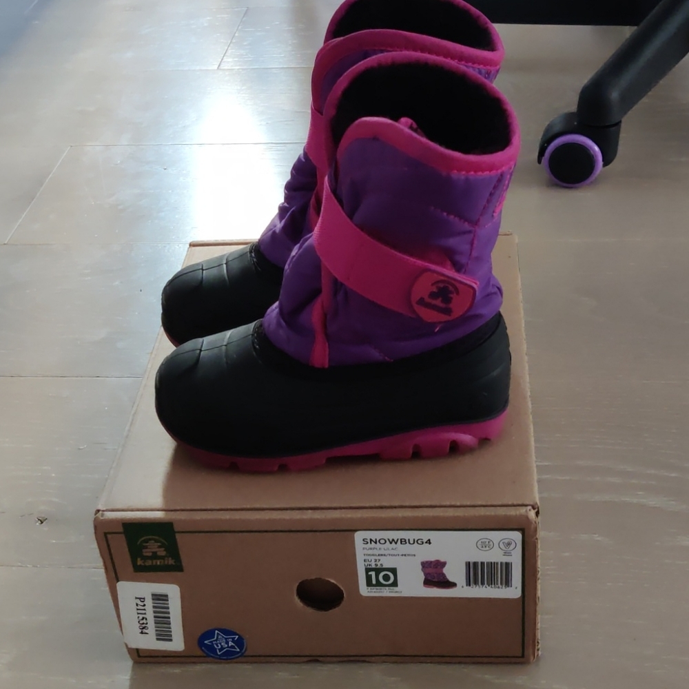Kamik Snowbug4 girls size 10 winter boots